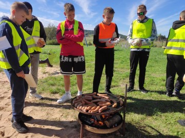 Relacja z rajdu rowerowego „Śladem Królewskich Łowów” 2025, 